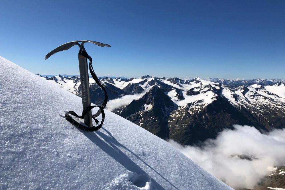 Skihochtour mit Lawinenausrüstung Ausrüstungsliste Packliste